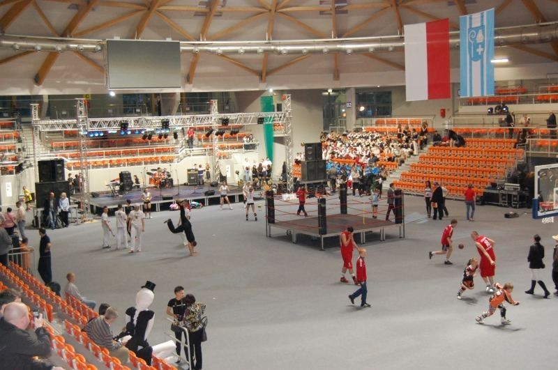 Kompleks sportowo - widowiskowy w Kwidzynie: Uroczyste otwarcie hali [ZDJĘCIA]