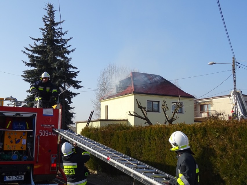Pożar poddasza budynku przy ulicy Rybackiej