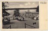 Jak wyglądała plaża w Sławie w poprzednim wieku? Jakie stroje zakładało się nad jezioro? Są zdjęcia i pocztówki z tamtych czasów 