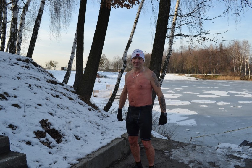Gliwice: Zimowy spacer nad jeziorem w Czechowicach ZDJĘCIA
