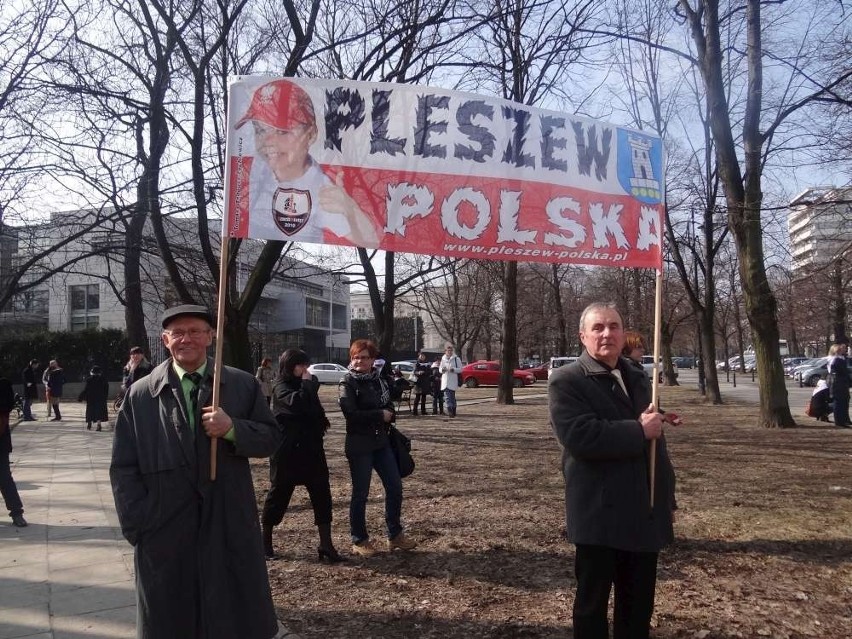 Pleszewianie protestowali w Warszawie przeciwko likwidacji sądu