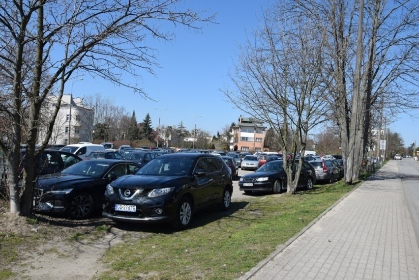 Deweloper kupił działki wchodzące w skład parkingu na Kamiennej Górze