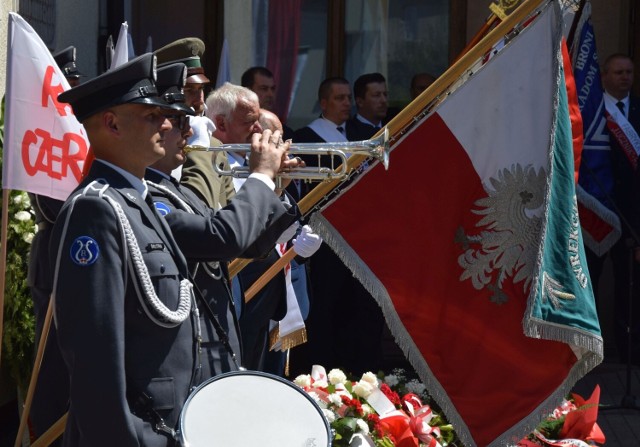 Uroczystość odbyła się przed budynkiem Regionalnej Dyrekcji Lasów Państwowych w Radomiu.