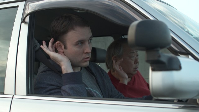 Kadr z filmu "Kto cię uczył jeździć", który zobaczymy w kinie Olbrzym 17 maja