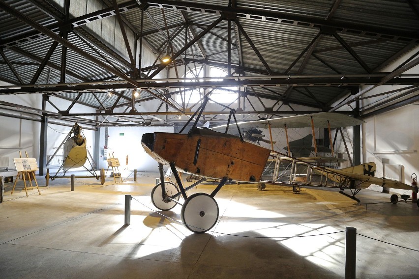 Mały hangar lotniczy po remoncie