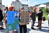Młodzieżowy Strajk Klimatyczny w Opolu. "Bronimy swojej przyszłości" [ZDJĘCIA]