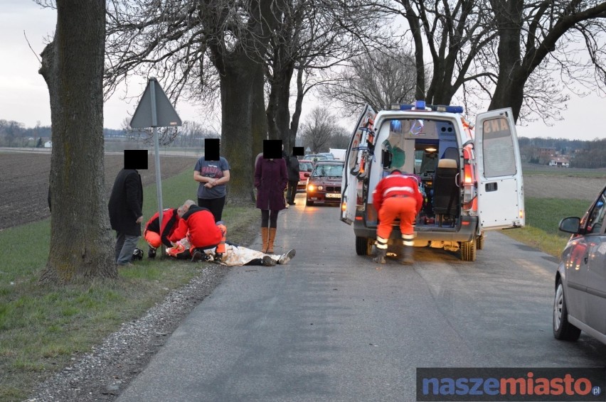 Poważny wypadek 17-letniego motocyklisty na drodze Choceń-Chodecz [WIDEO,ZDJĘCIA]