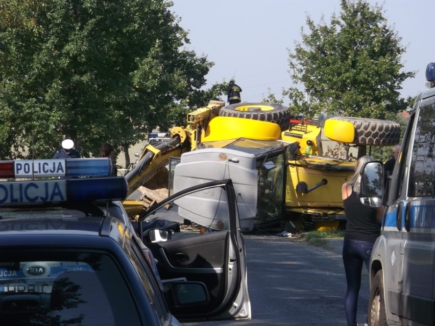 Śmiertelny wypadek pod Wrocławiem. Koparka przygniotła operatora (ZDJĘCIA)