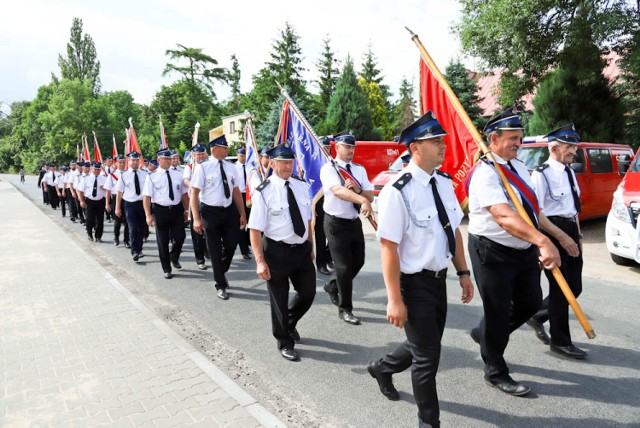 OSP Ustków świętuje 60-lecie! Jednostka dostała z tej okazji sztandar