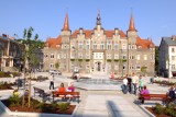 Oficjalnych wyników wyborów do Rady Miejskiej Walbrzycha jeszcze nie ma, ale mówi się o podziale sił