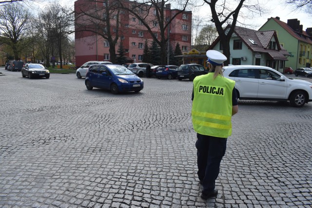 Zablokowany jest ruch na ulicy Piastów w Krośnie Odrzańskim. W okolicy znaleziono niewybuch.