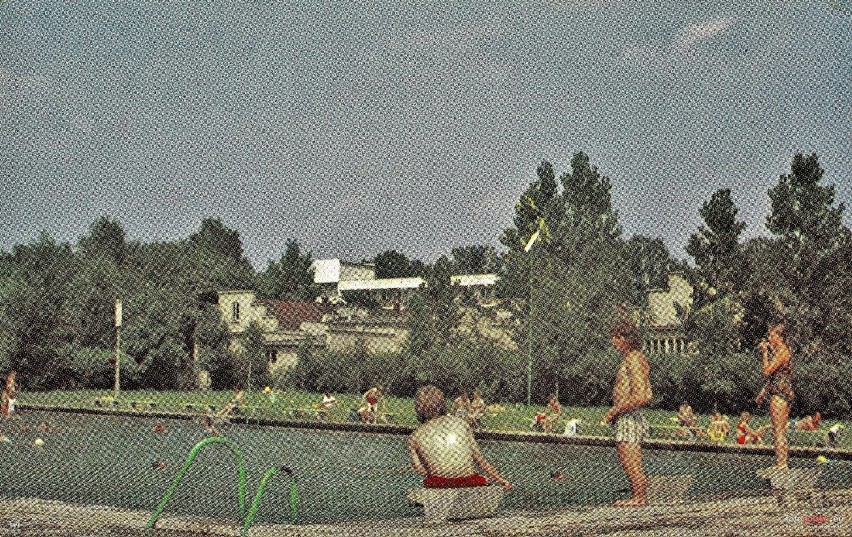 1978 , Dawny basen kąpielowy w Busku Zdrój. Pocztówka KAW,...