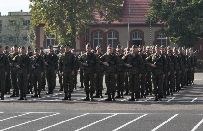 Poborowi przysięgali w Śremie po raz pierwszy od lat - 2...