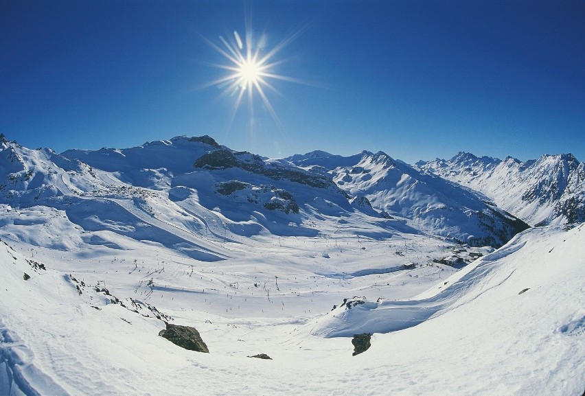 W austriackim Tyrolu na narciarzy i snowboardzistów czeka...