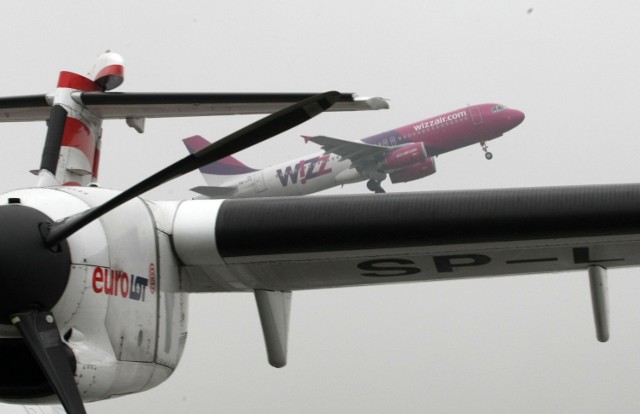 Tylko Wizz Air postanowił wykonywać część swoich operacji na lotnisku w Bydgoszczy. Z Gdańska do Bydgoszczy i z Bydgoszczy do Gdańska pasażerów będą dowozić autokary.