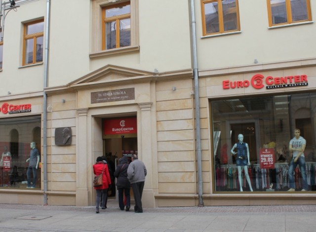 Euro Center Galeria w Centrum otwarto przy ulicy Sienkiewicza, na wprost Urzędu Pocztowego.