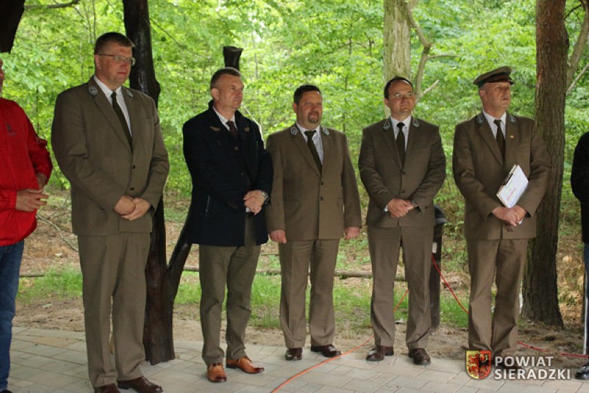 Zawody Strzeleckie Leśników odbyły się na terenie Nadleśnictwa Złoczew ZDJĘCIA