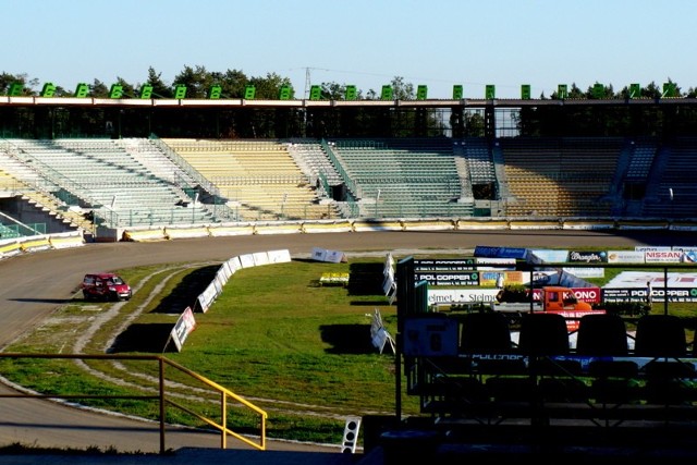 Stadion w Zielonej Górze. 27 maja 2012: Falubaz Zielona Góra - Unia Leszno.