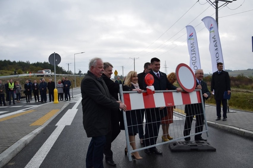 Z wielką pompą otworzyli drugi odcinek obwodnicy Wolbromia