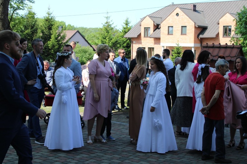 Pierwsza Komunia Święta w parafiach w Bełchatowie