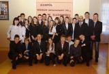 Gimnazjaliści 2012 - zdjęcia grupowe absolwentów gimnazjów