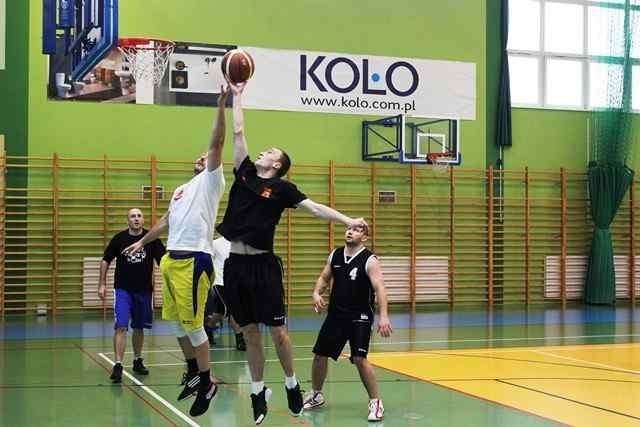 Zobacz: Turniej Streetball o Puchar WOŚP [WIDEO, ZDJĘCIA]...