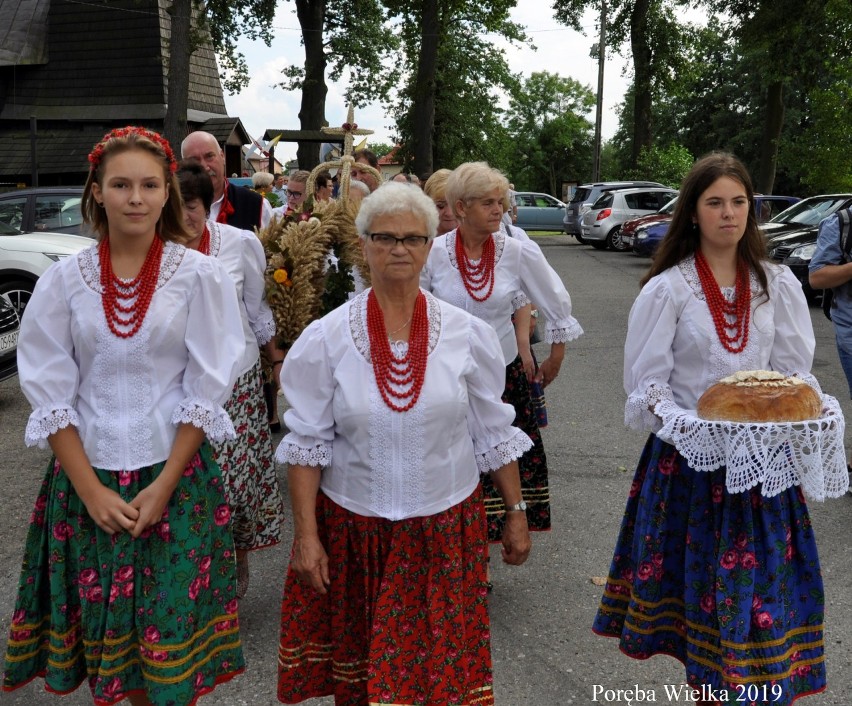 Święto Plonów w Porębie Wielkiej. Było tradycyjnie i zabawa do rana