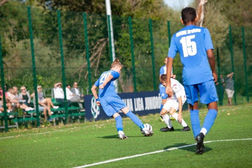 Centralna Liga Juniorów U-17. W derbach Krakowa Wisła zdecydowanie lepsza od Hutnika [ZDJĘCIA]