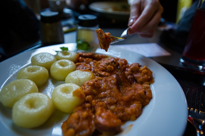 Krzywe Kluski, Starościńska 4/6. Domowe jedzenie w...