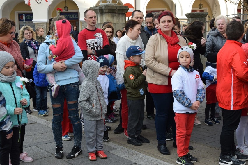 Gorliczanie świętują setną rocznicę odzyskania przez Polskę...