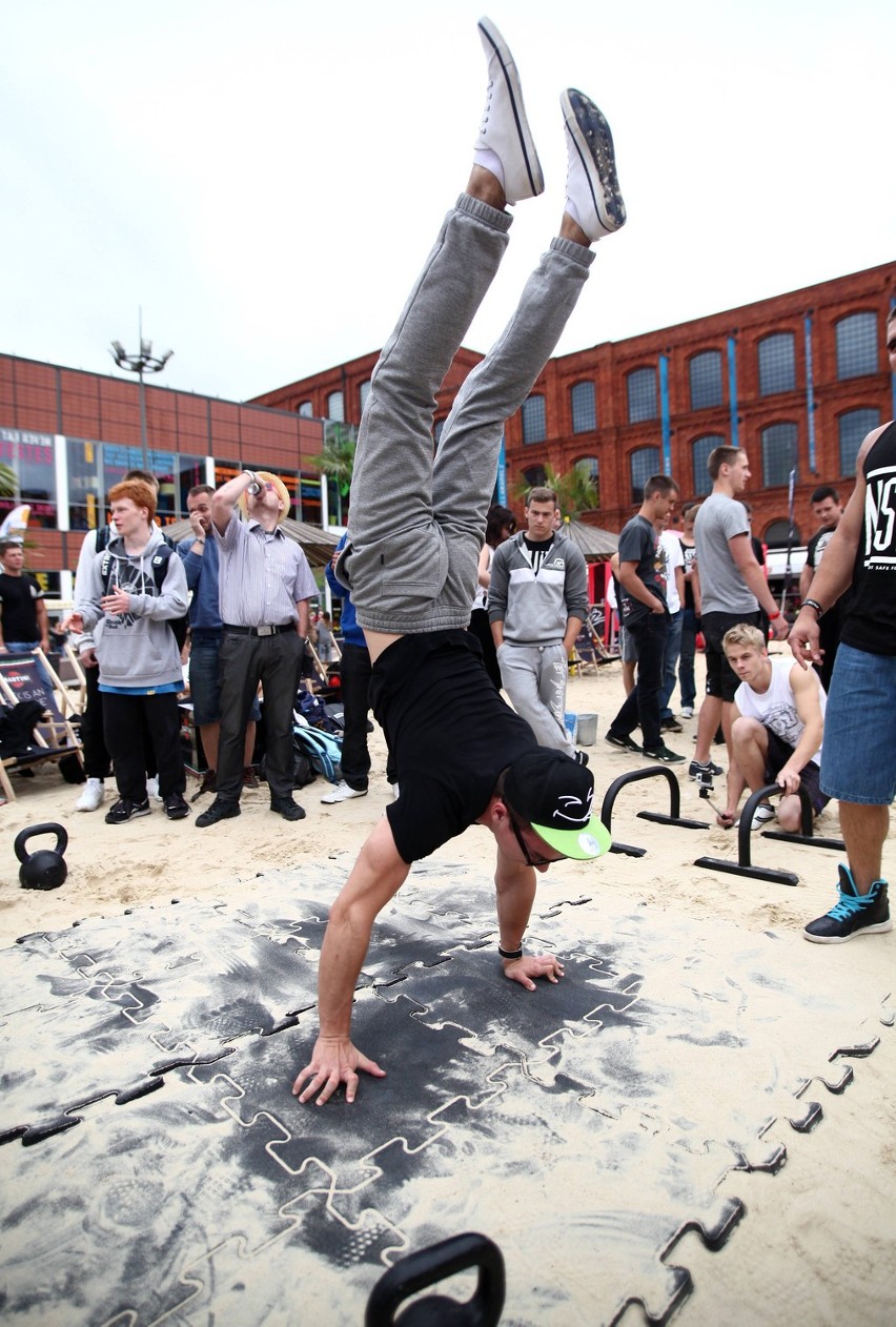 Street workout w Manufakturze