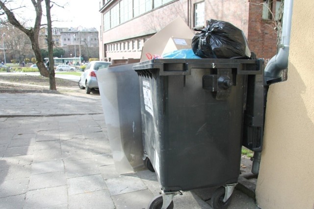 W Gorzowie ceny za śmieci wzrosną o 18,75 proc., choć podwyżka odbiorców odpadów wynosi "tylko" 15 proc.