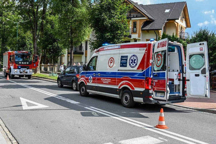 Zakopane. Potrącone dziecko na przejściu dla pieszych. Zostało zabrane do szpitala 