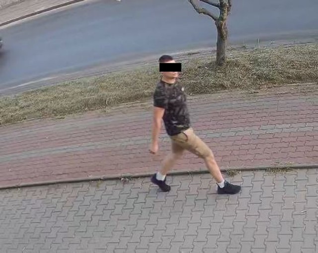 Policja i prokuratura szukają pedofila w Zduńskiej Woli. Rozpoznajesz tego mężczyznę?