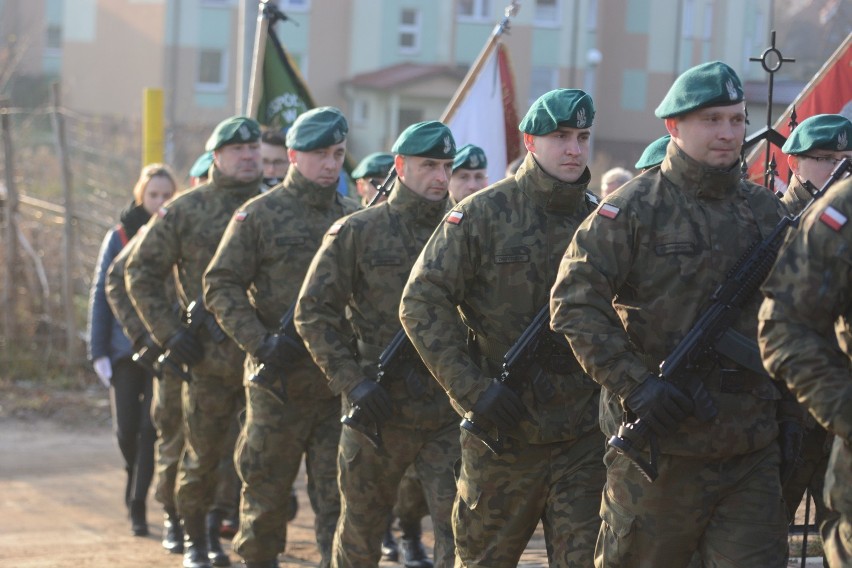 Janusz Dzięcioł został pochowany na cmentarzu w Olsztynie [zdjęcia]