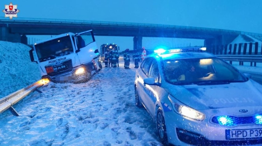 Zima daje się we znaki kierowcom w woj. lubelskim