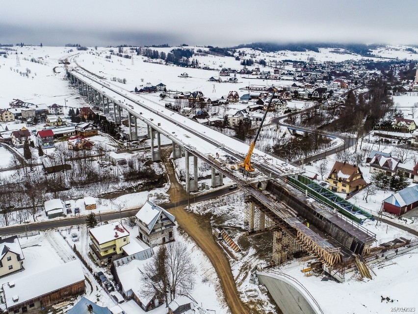 Mimo zimy prace przy budowie nowej zakopianki Rdzawka - Nowy...