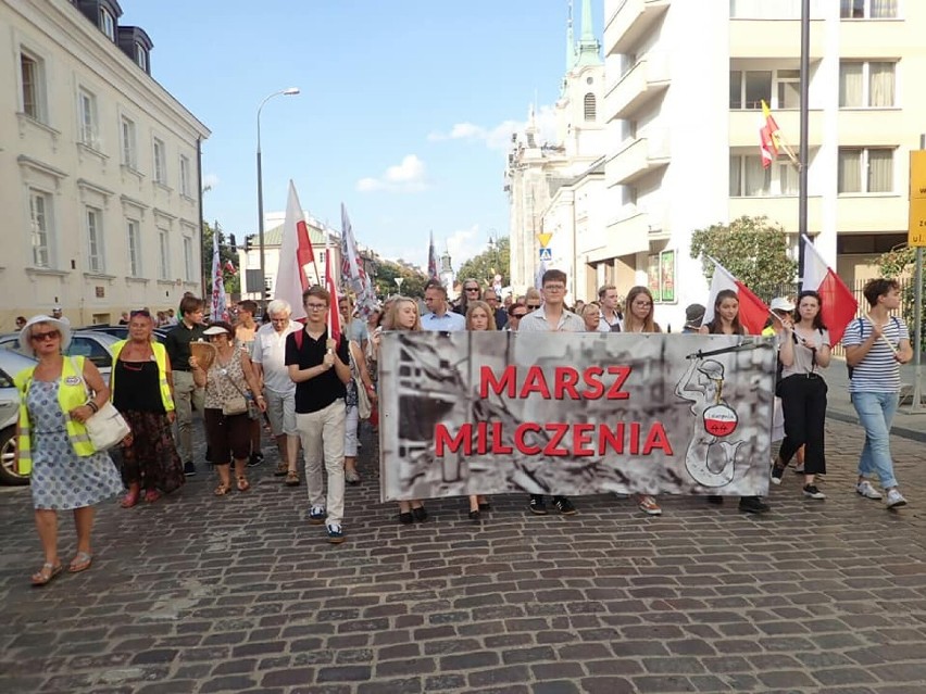 Rocznica Powstania Warszawskiego. Marsz Milczenia '44 przejdzie śladami walk