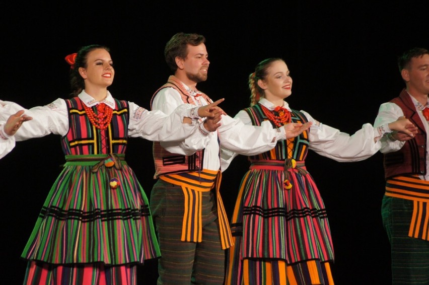 Parada i koncert zespołów folklorystycznych w Radomsku