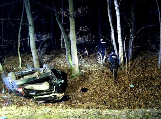 Śmiertelny wypadek między Osieczną a Krzywiniem. Zginął mieszkaniec Leszna