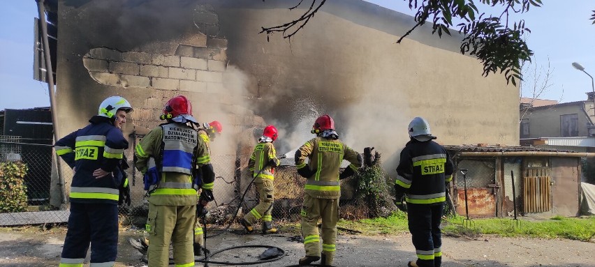 Pożar w Grąblewie. Dym był widoczny z odległości nawet kilku...