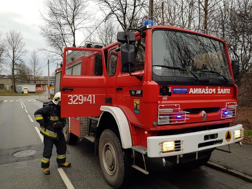 Pożar domu w Katowicach. Na dachu pojawił się ogień