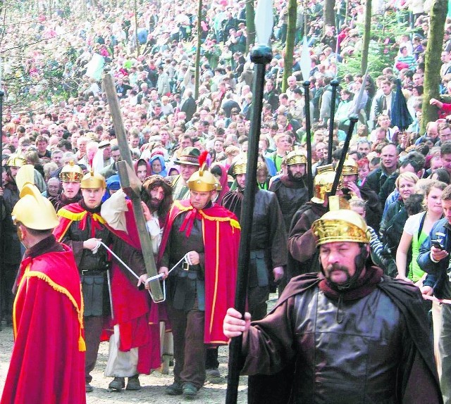 Kalwaryjskie obchody przyciągają tysiące wiernych