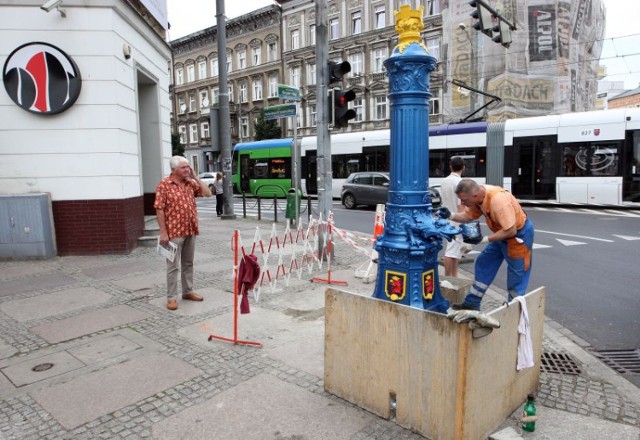 Wyremontowana pompa berlinka przy ul. Kopernika wygląda efektownie i jest atrakcją dla turystów