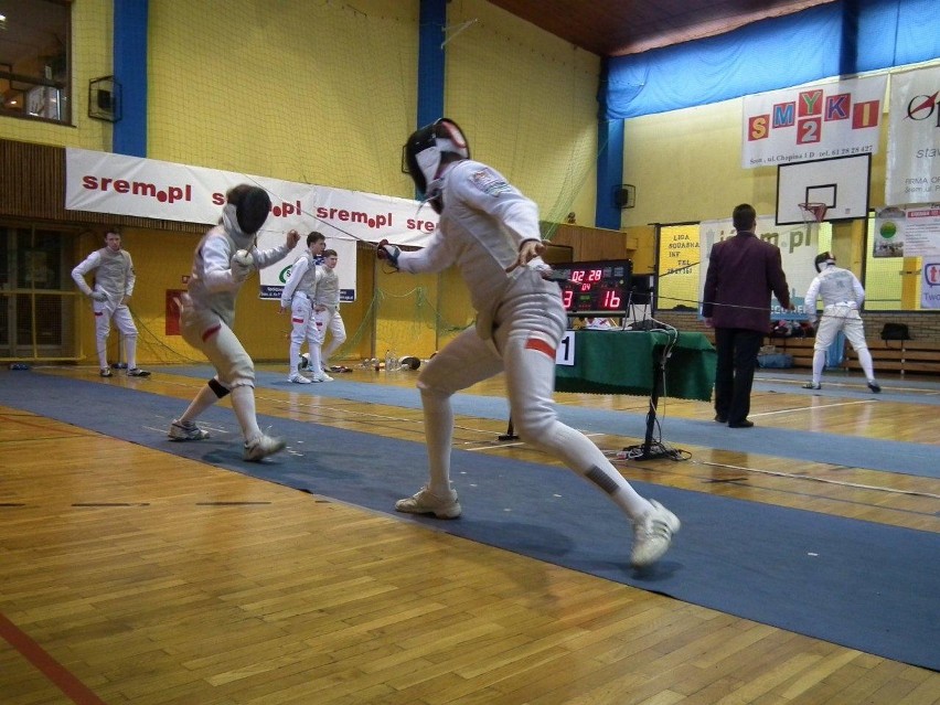 Śrem: Młodzieżowe Mistrzostwa Polski w Szermierce