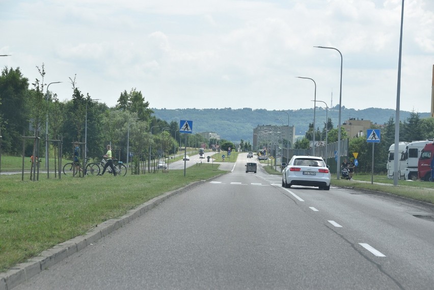 Tarnów ma tylko jedną obwodnicę, w ciągu DK 94, która od...