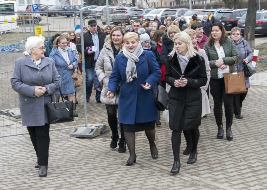 Powiat malborski. PSL zaprosiło ponad setkę pań z okazji Dnia Kobiet do teatru w Elblągu