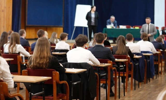 Matura 2019: Dziś biologia i WOS! U nas znajdziesz rozwiązania!