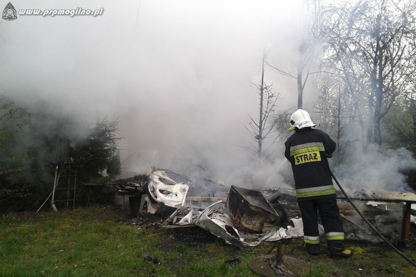 Pożar przyczepy kempingowej w miejscowości Ostrówek