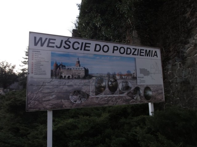 Według wielu historyk&oacute;w zamek Książ miał być reprezentacyjną rezydencją Ministerstwa Spraw Zagranicznych III Rzeszy. Jednak nie wyjaśnia to sprawy budowy podziemi. Fot. M.Bachorski-Rudnicki